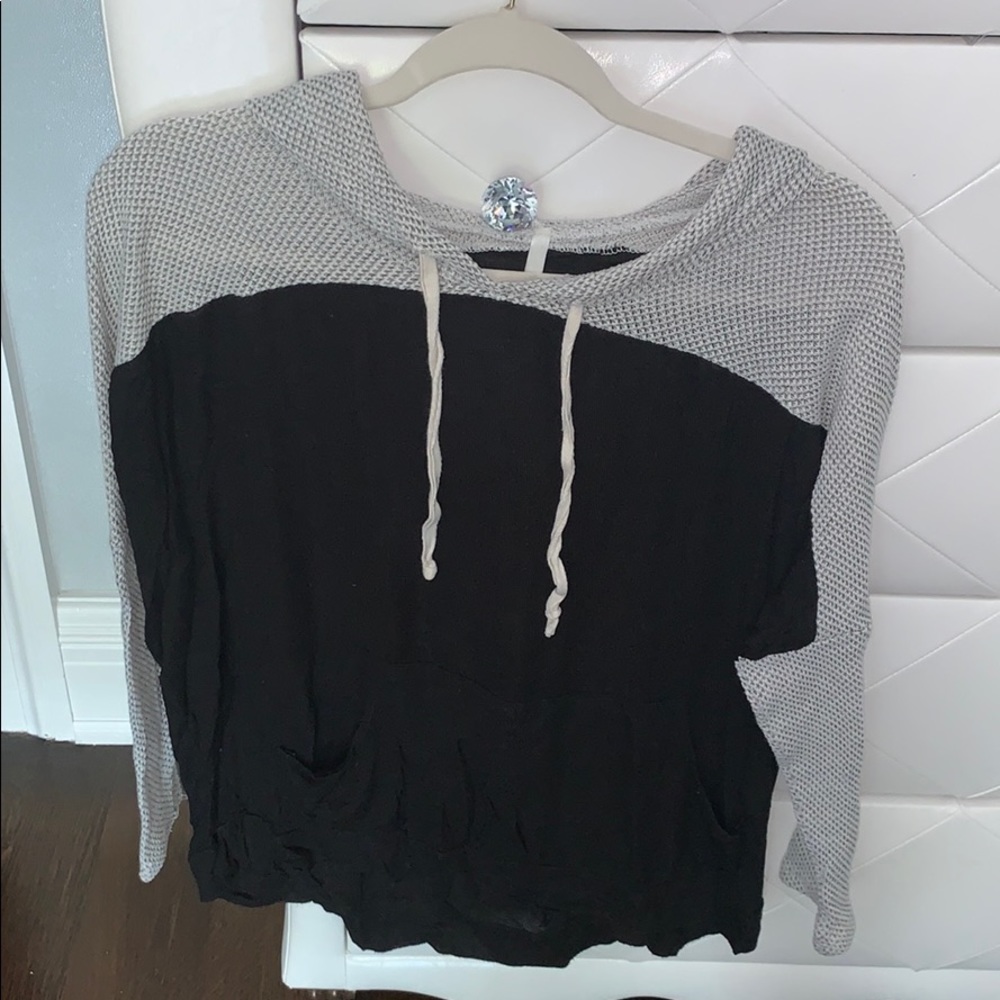Black and gray pullover